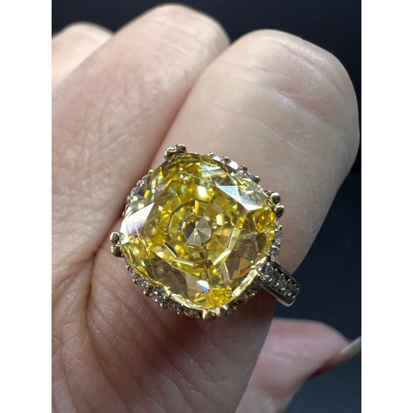 Yellow CZ halo ring in gold over sterling silver size 9 - Picture 4 of 16